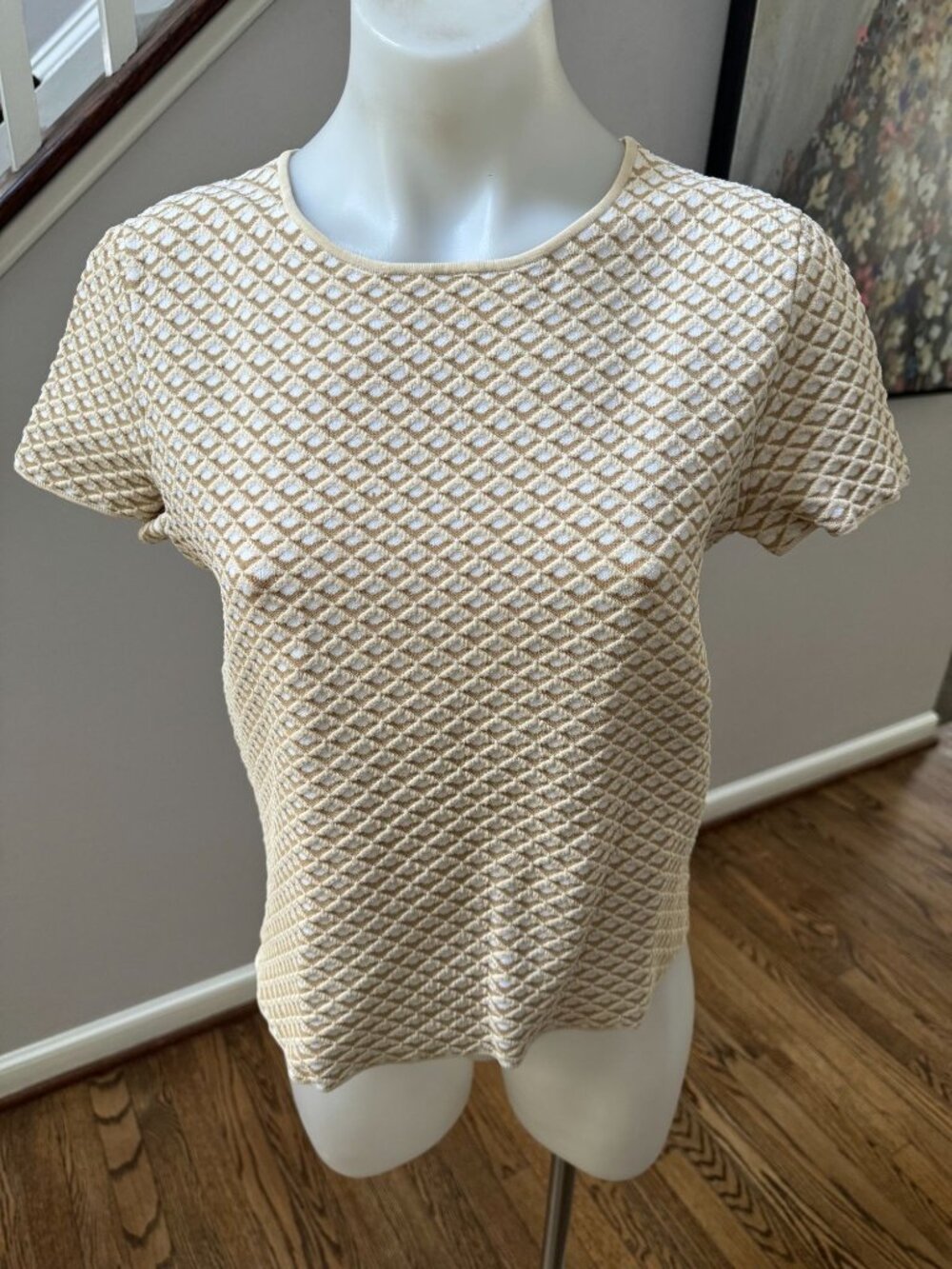 THEORY Ferson Glossed Textured Waffle Knit Top Tee Beige Size Medium